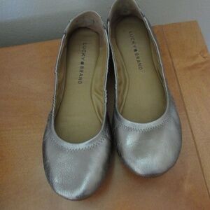 Lucky Brand metallic flats - Size 9M